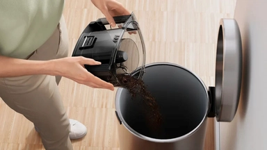 Bosch W2000 Bagless Vacuum Cleaner, 2L, Black, BGS21WBAGB