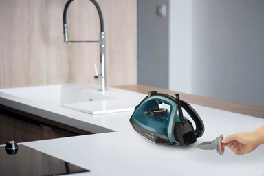 Tefal Steam Iron, 2800W, Black & Blue, FV6832M0
