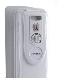 دفاية زيت اريتي 2500 واط 13 ريشة ابيض B083600ARAS