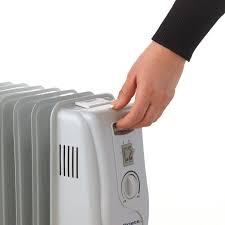 دفاية زيت اريتي 2500 واط 13 ريشة ابيض B083600ARAS