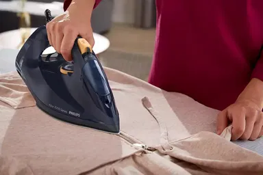 Philips 7000 Series HV Steam Iron, 3000 Watts, Black, DST7060/26