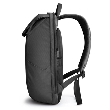 L'AVVENTO Backpack 15.6” With USB, Black