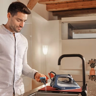 Braun Steam Iron, 0.33L, 3200W, Dark Blue - BRSI9682DB