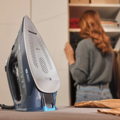 Braun Steam Iron, 0.33L, 3200W, Dark Blue - BRSI9682DB
