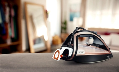 Tefal Steam Iron 3100 Watt 350 ml Copper * Black, FV9845M0