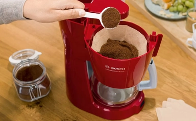 Bosch 1100W Filter Coffee maker Compact Class Extra Red, TKA3A034GB
