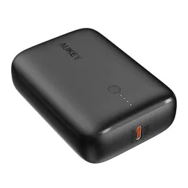 بطاريه متنقله صغير من أوكي, بقدرة 22.5 واط USB-C PD و 10000 مللي أمبير في الساعة أسود