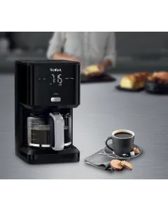 صانعه قهوه تيفال 1.25 لتر 1000واط اسود CM600840​